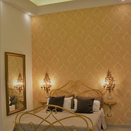 Domus Sanfelice Suite Naples Exterior photo